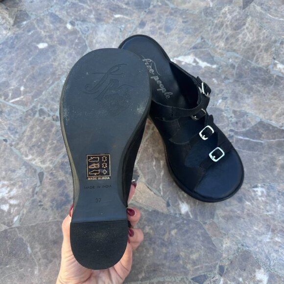 Free People Huffman Buckle Wedge Heels Goth Edgy Y2K - 6.5 / 37 - Picture 5 of 8